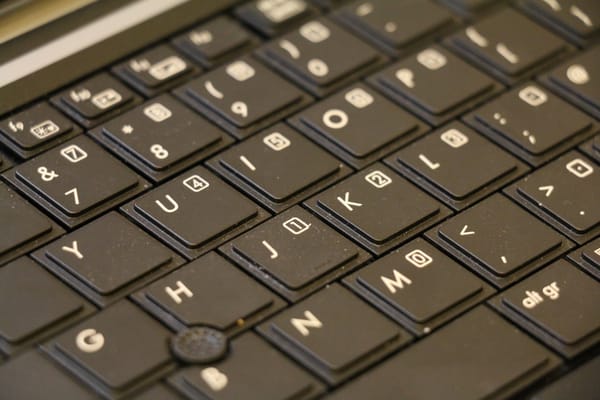 Tiek meklēts palīgs IT pulciņam