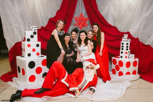 Atgriežoties divdesmitajos..